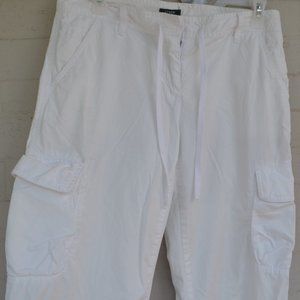 J Crew Women's White Cargo Capris